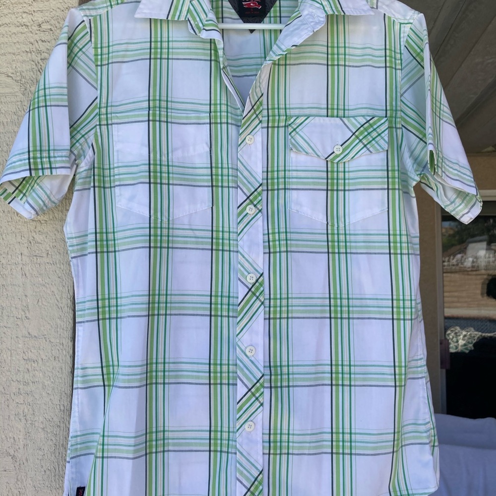 Men’s Hawk Short Sleeve Button Up